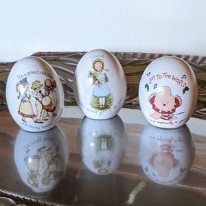 3 Holly Hobbie decorative eggs